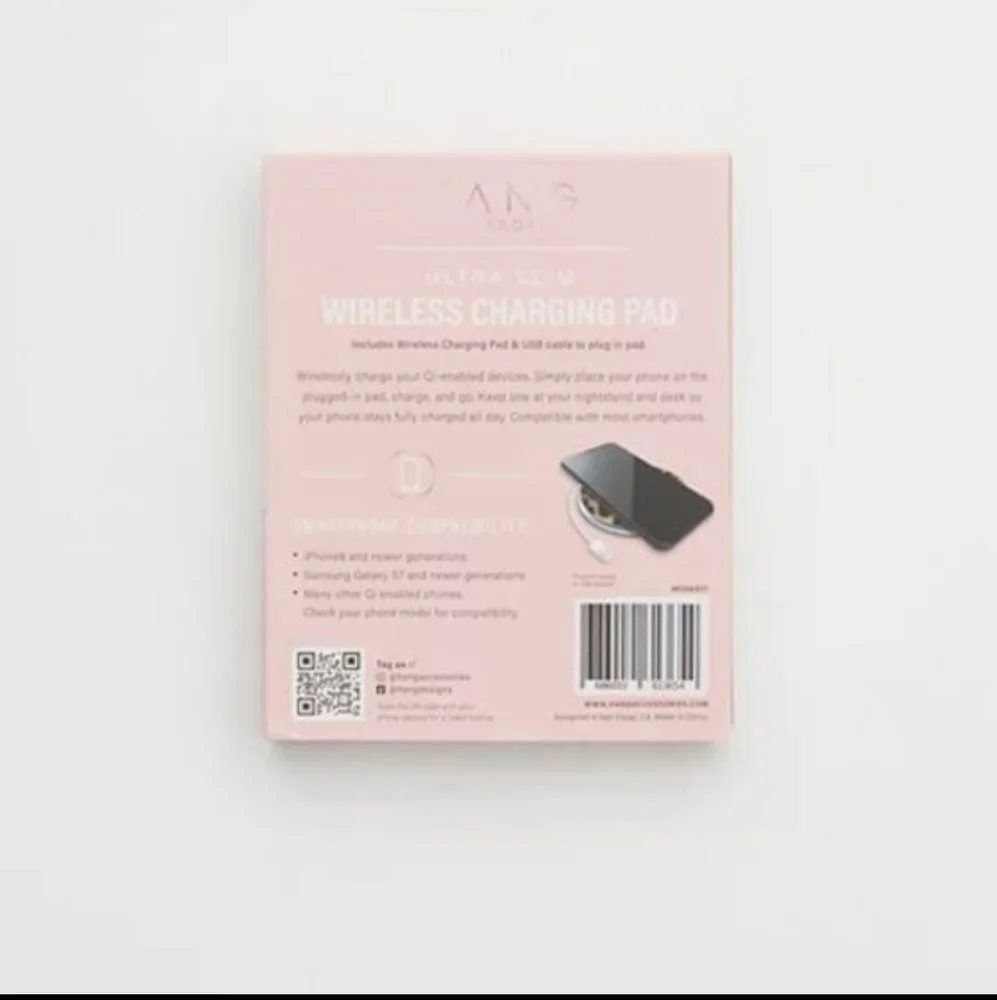 Ultra Slim Wireless Universal Charger by Hang Cheetah Leopard NWT 5☆ 1 Left!